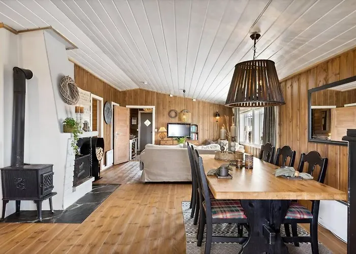 Cozy And Comfortable In The Center Of With A Large Terrace * Sjusjøen